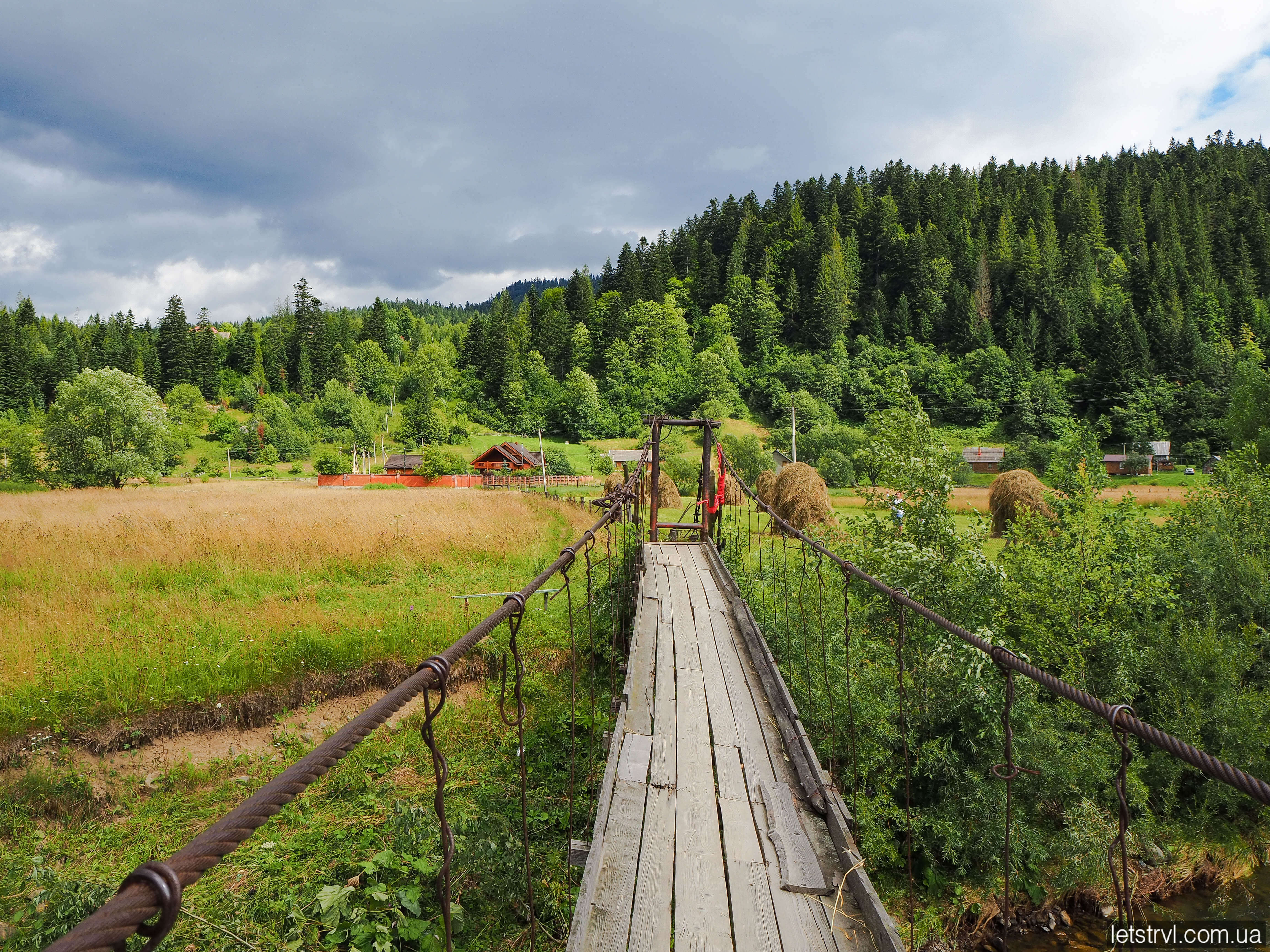 Підвісний міст Микуличин
