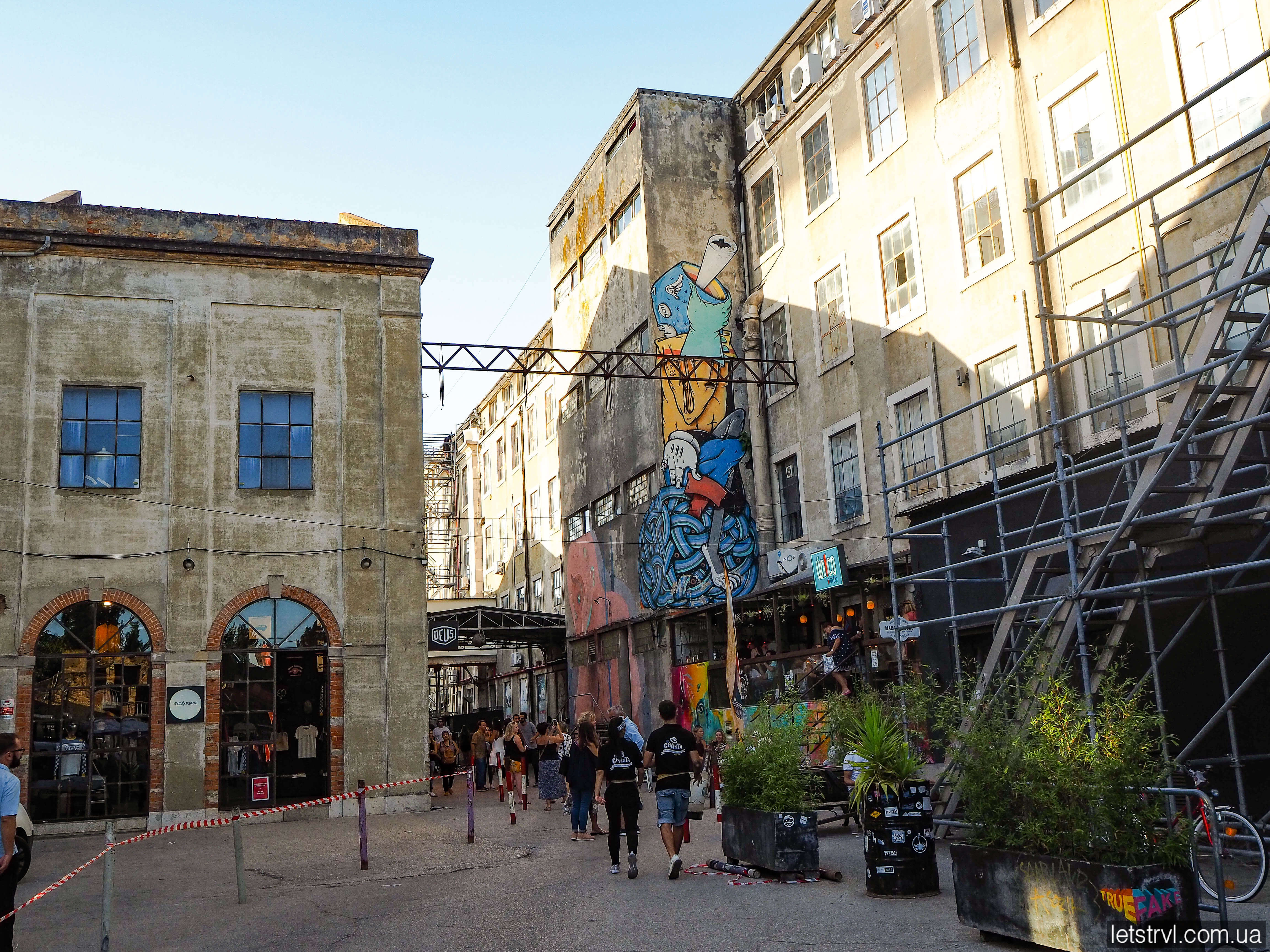 LX факторі Лісабон