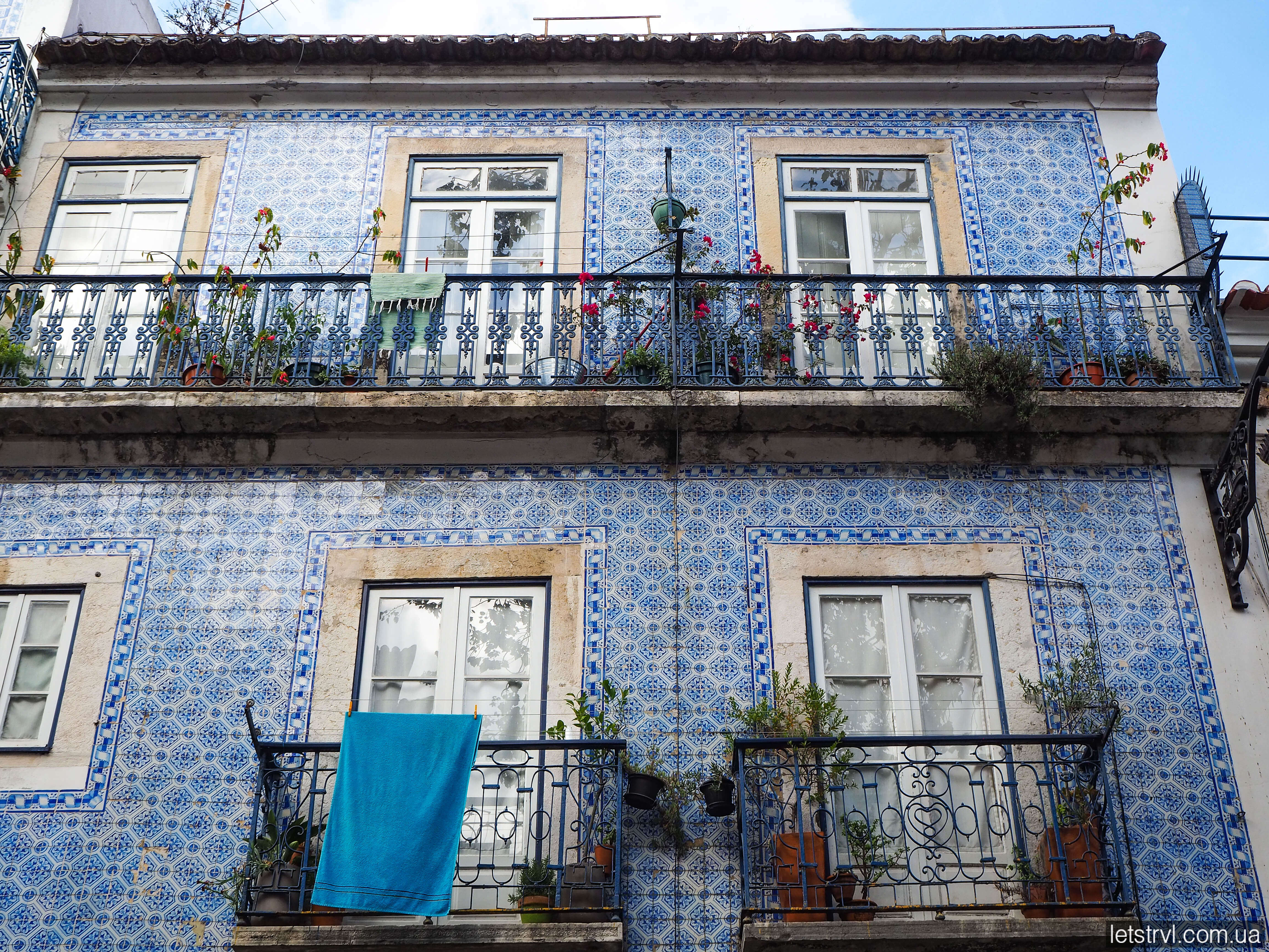 Азулежу на будівлі
