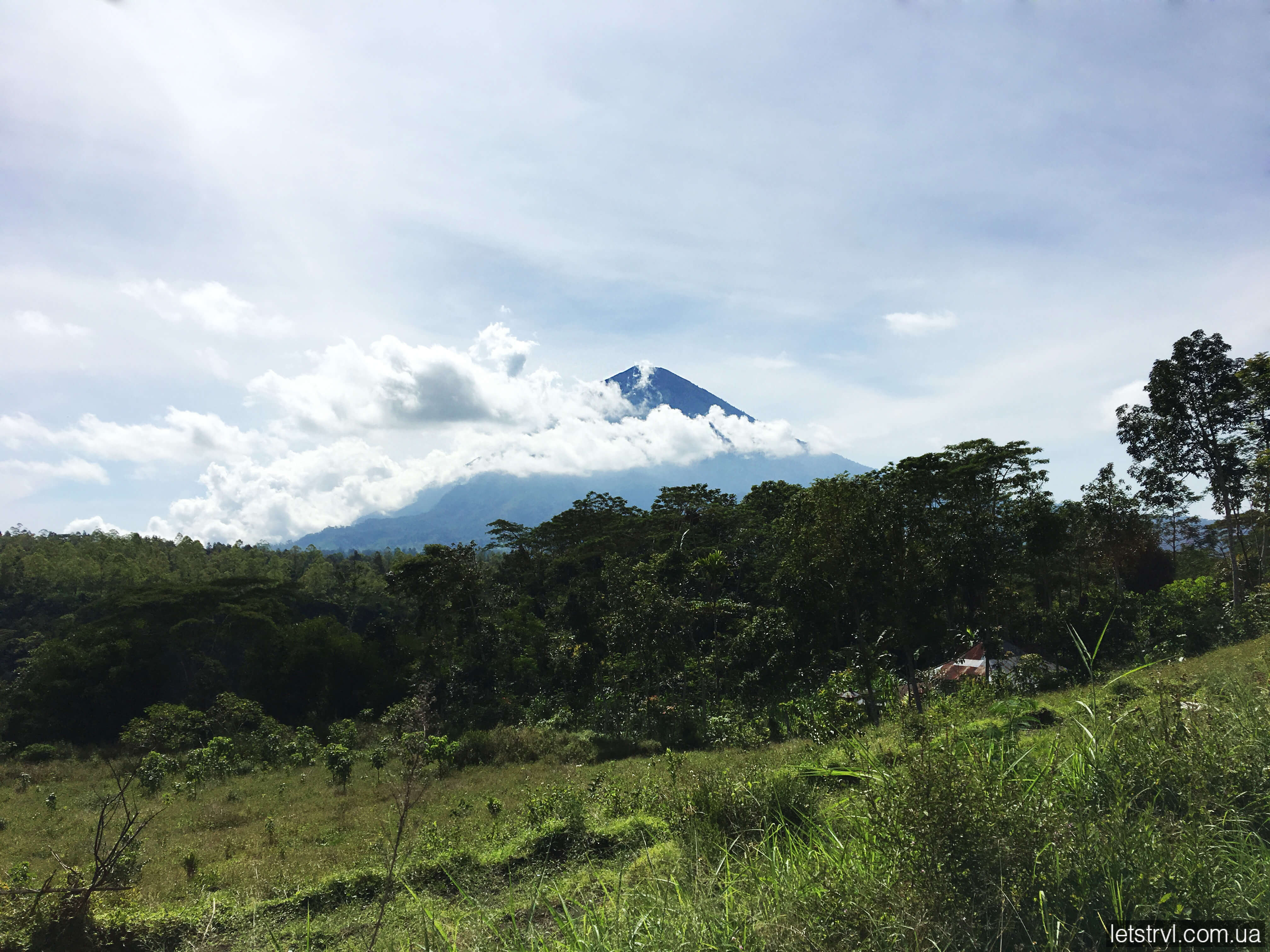 Вулкан на Балі