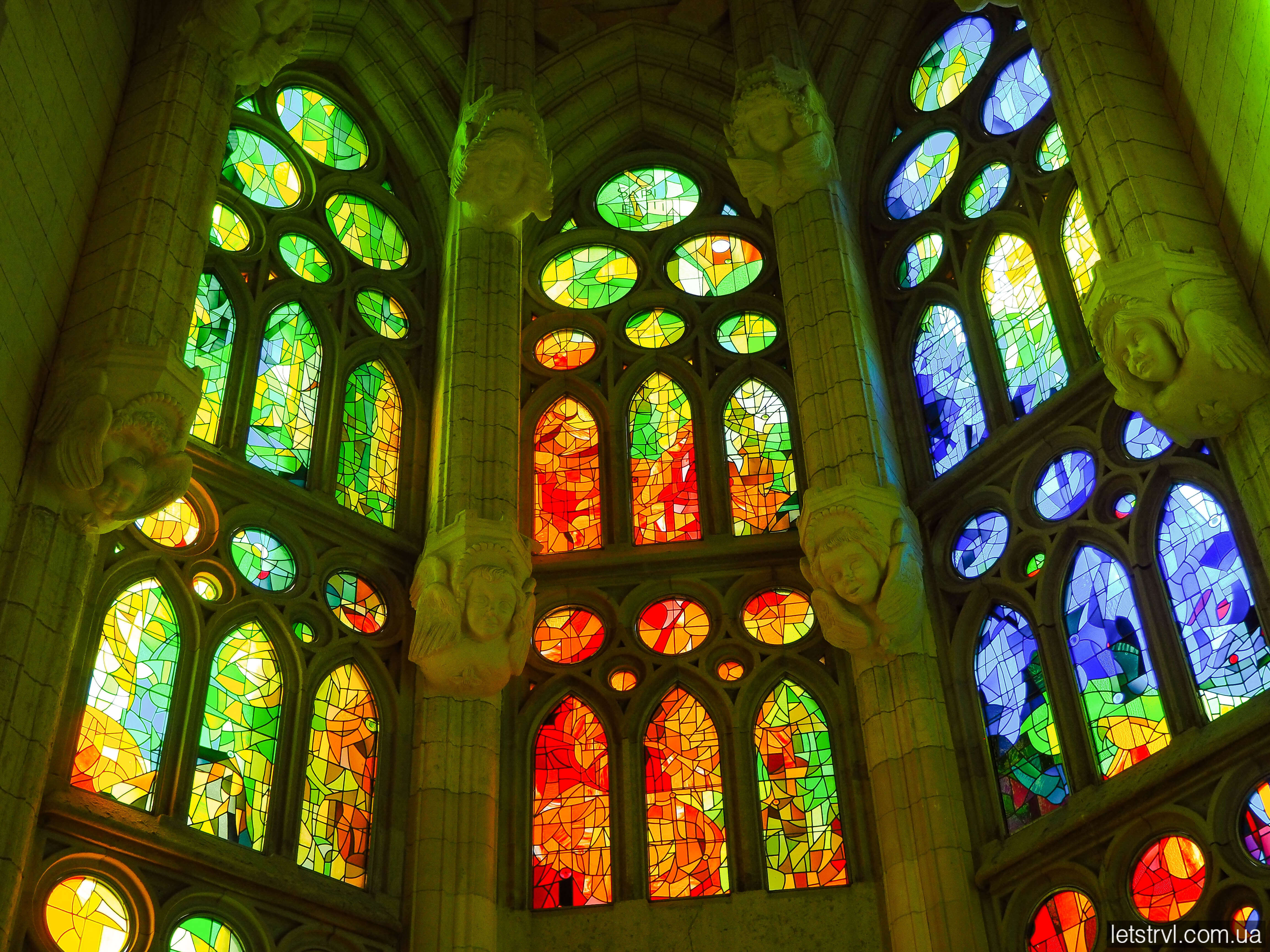 Вітражі Саграда Фамілія