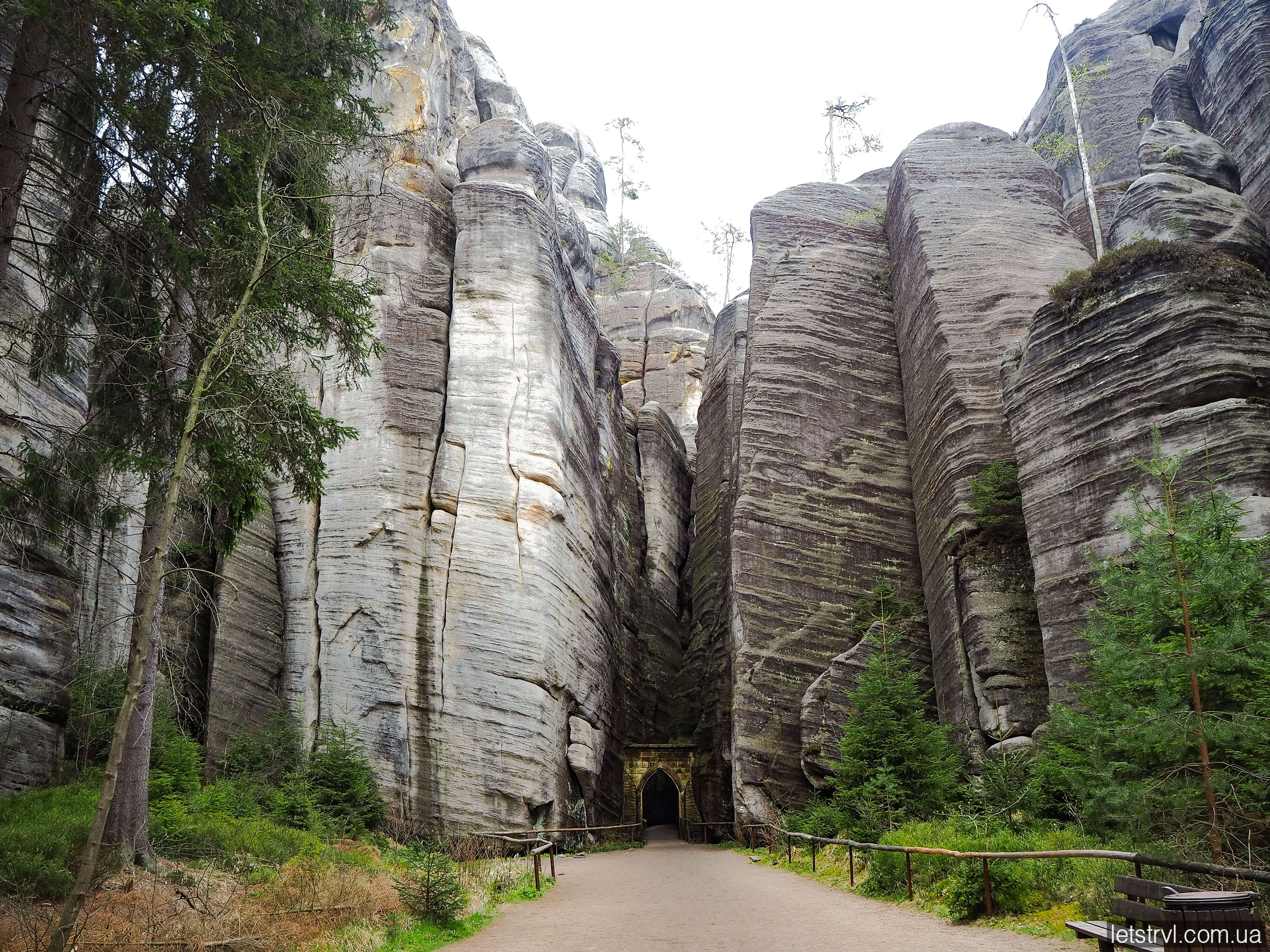 Готичні ворота